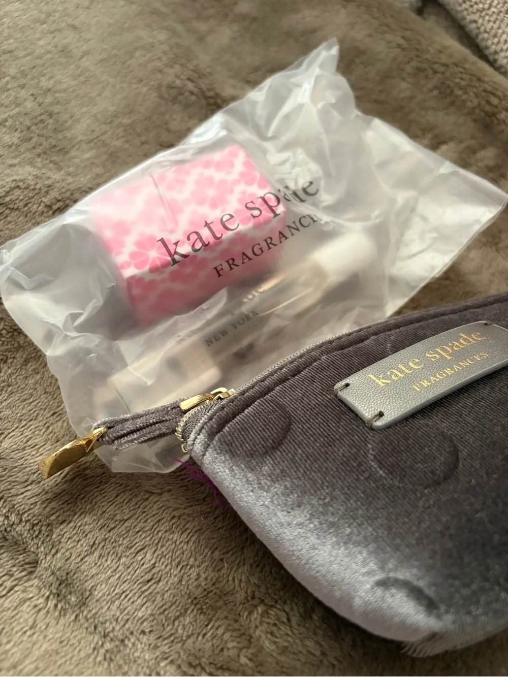 kate spade Bloom Perfumed set — Pink